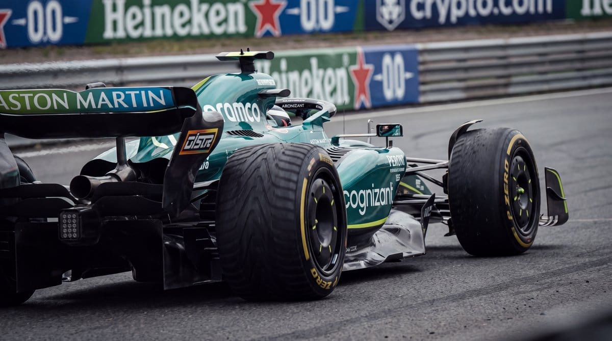 How Do F1 Cars Work? — When More Power Hurts Braking